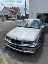 BMW 323Ci - - BMW 323 aus 2000: Coupé, 323ci