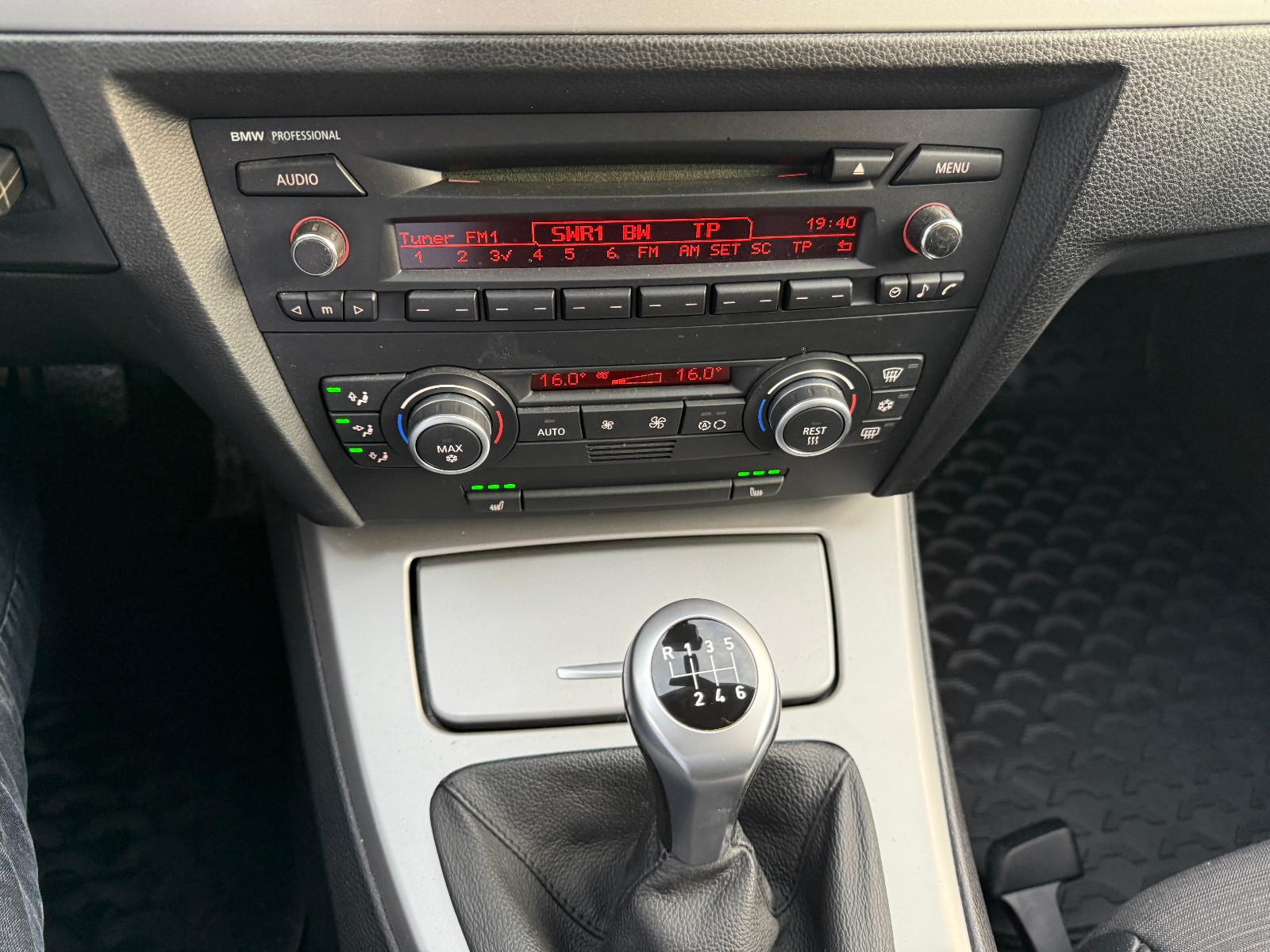 BMW 320 2007 — photo 15