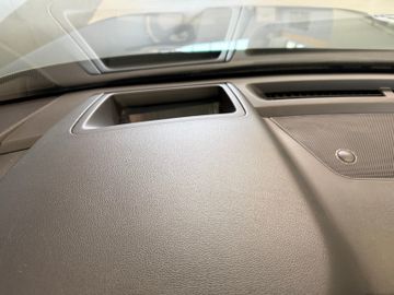 KIA Sorento - 9