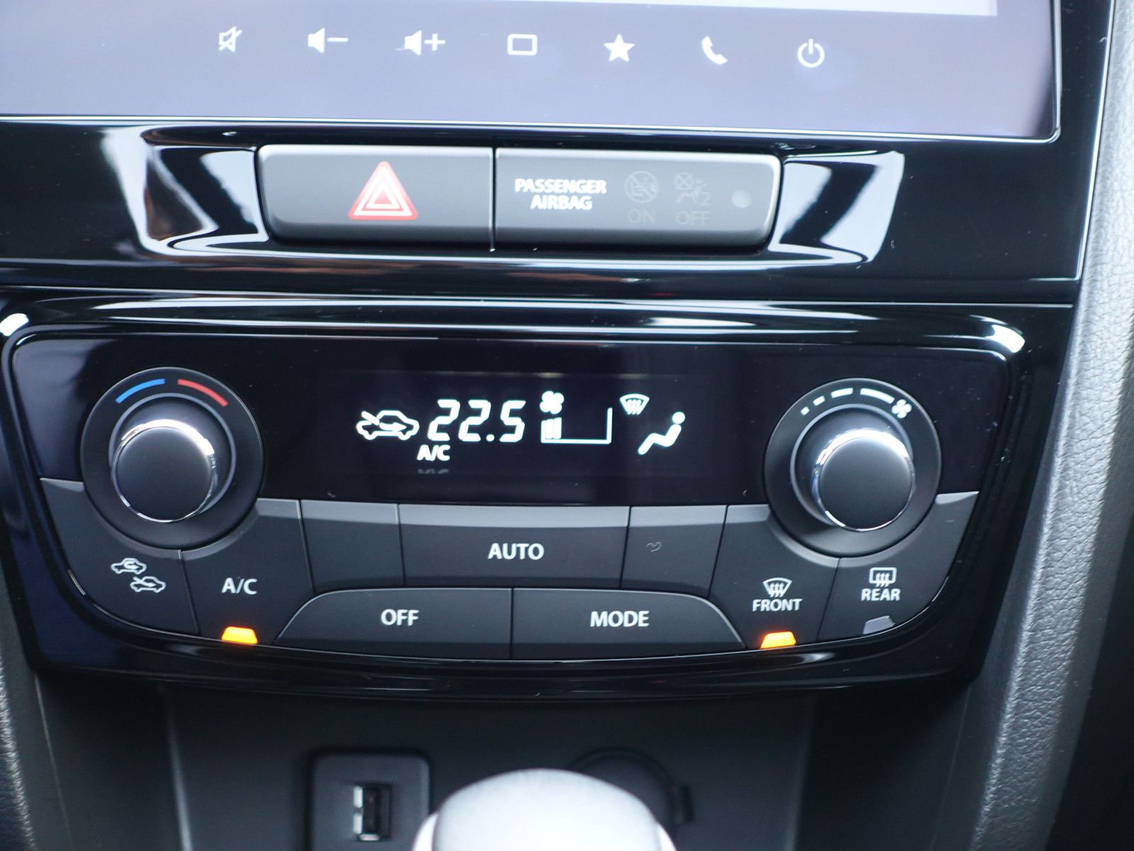 Fahrzeugabbildung Suzuki Vitara 1.4 Comfort+ NAVI,Sitzh.,PDC,Kamera,Pano