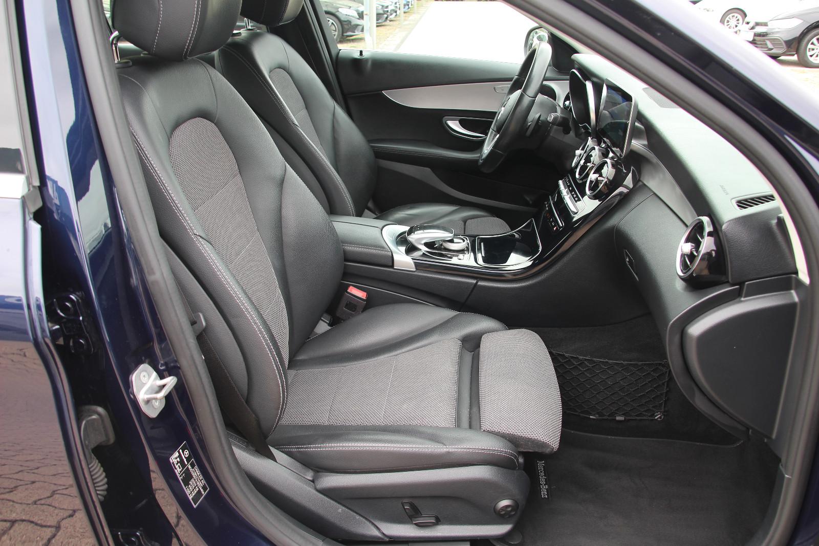Mercedes-Benz C 180 Lim. Avantgarde LED/T-Leder/Kamera/CarPlay