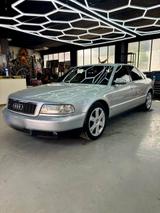 Audi S8 D2 (Bj. 2002) 4.2 Quattro - Audi S8 D2-4D