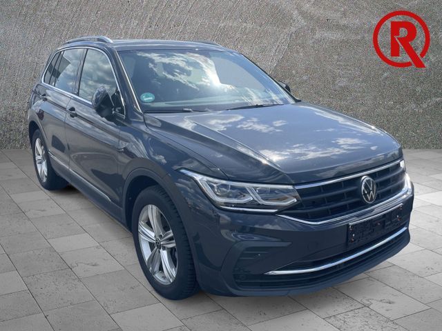 Tiguan Move AHK-klappbar Navi Soundsystem LED Bl