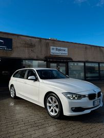 BMW 320 - 4