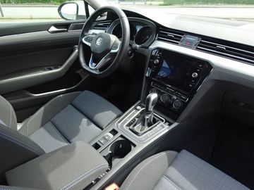 Fotografie des VW Passat Variant 1.4 TSI Hybrid GTE Klima Navi