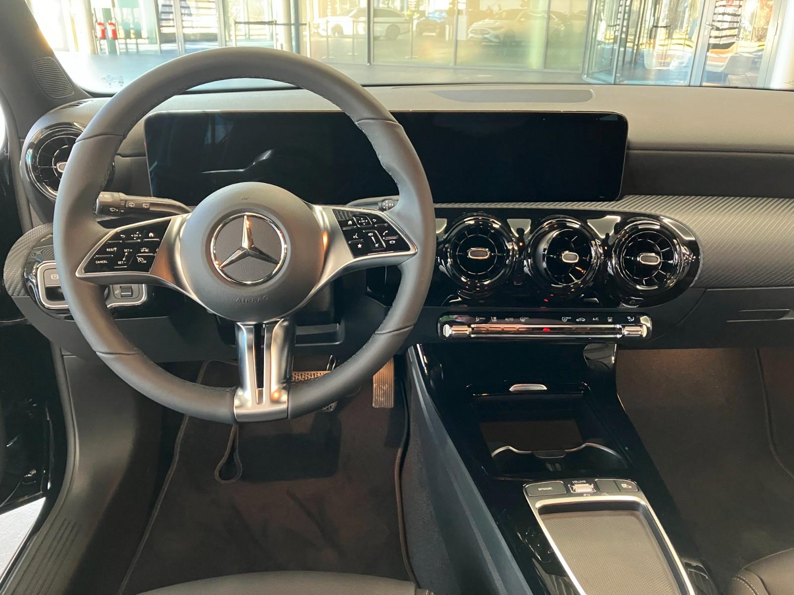 Mercedes-Benz A 250 A A 250 e