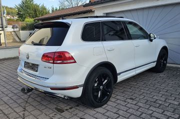 Volkswagen Touareg - 12