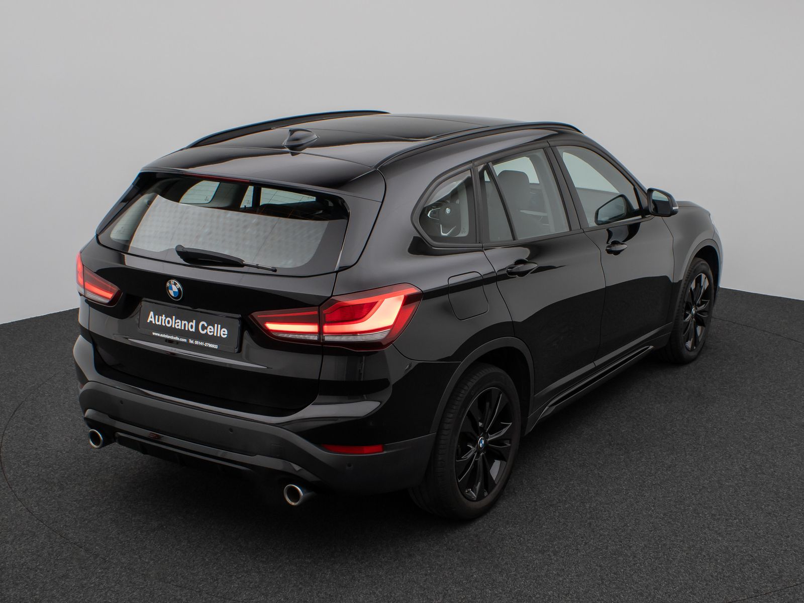 Fahrzeugabbildung BMW X1 xD20i Sport Line Panorama Kamera HUD DAB HiFi