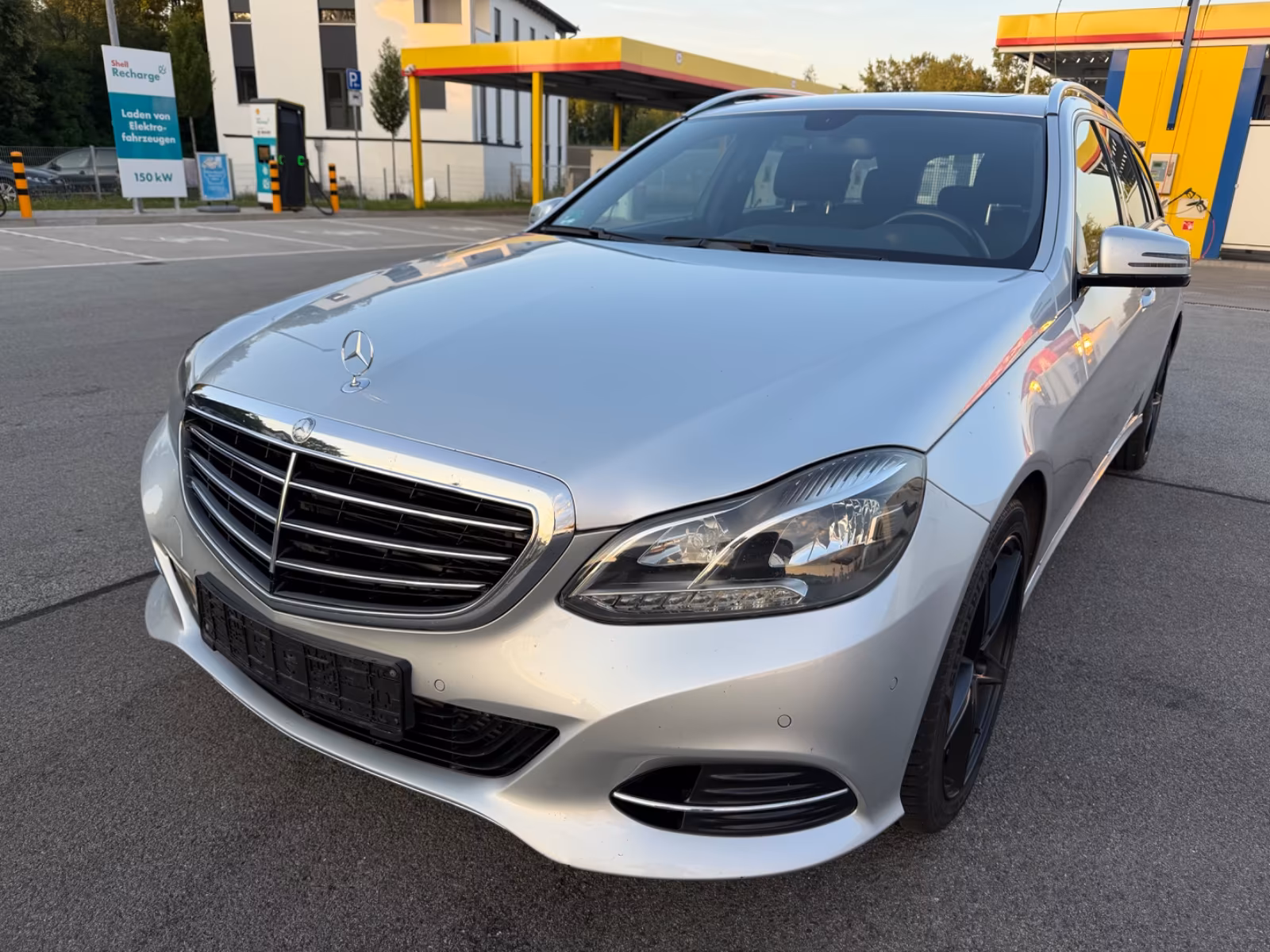 Mercedes-Benz E 220 E T-Modell E 220 BlueTec