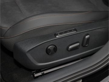 Cupra Formentor VZ 2.0 TSI 4Drive DSG Matrix LED AHK