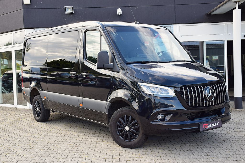 Image of Mercedes-Benz Sprinter