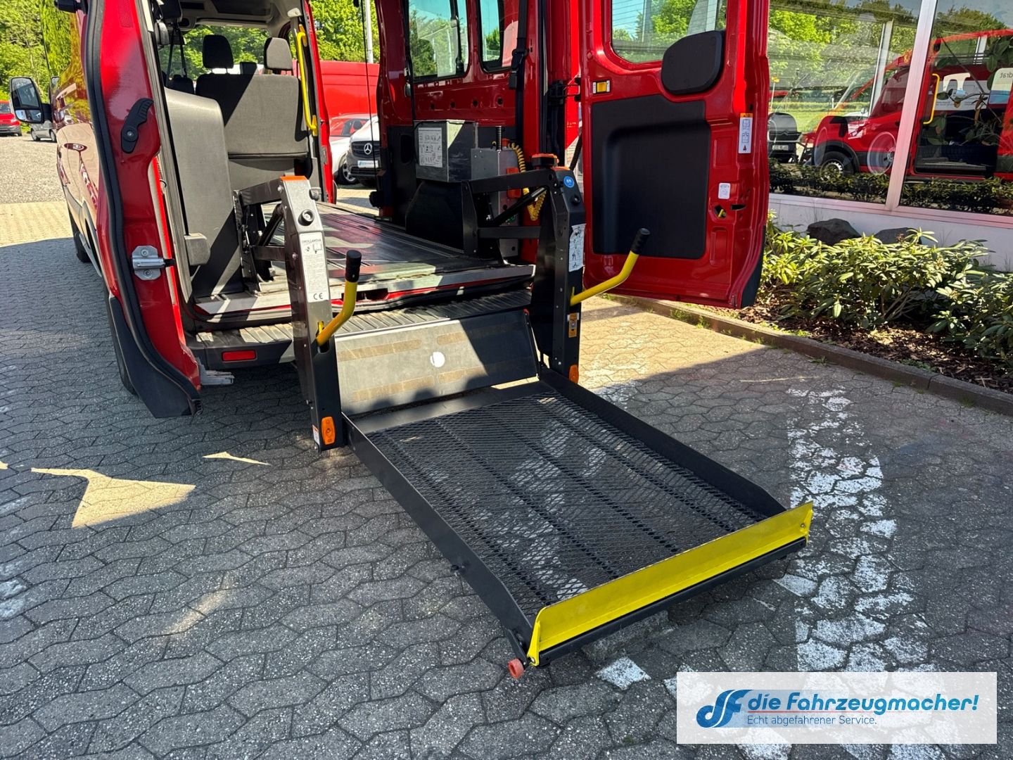 Fahrzeugabbildung Ford Transit Kombi 350 L3 2.2 TDCi DPF *KLIMA *4372