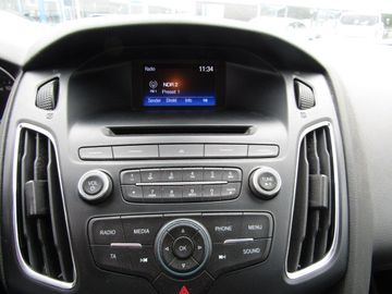 Ford Focus - 12