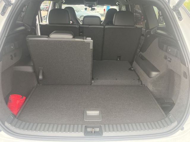 Tayron R-Line 2.0 TDI DSG 4M 7-Sitze,IQ.Light,Ka