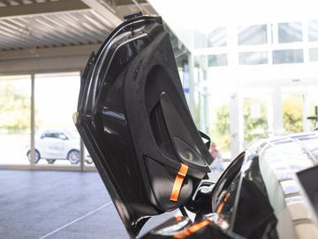 2021 Mclaren 620R thumbnail 22