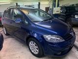 Volkswagen Golf Plus V United 1.6 Benzin 101 PS - Volkswagen Golf aus 2008: 1.6