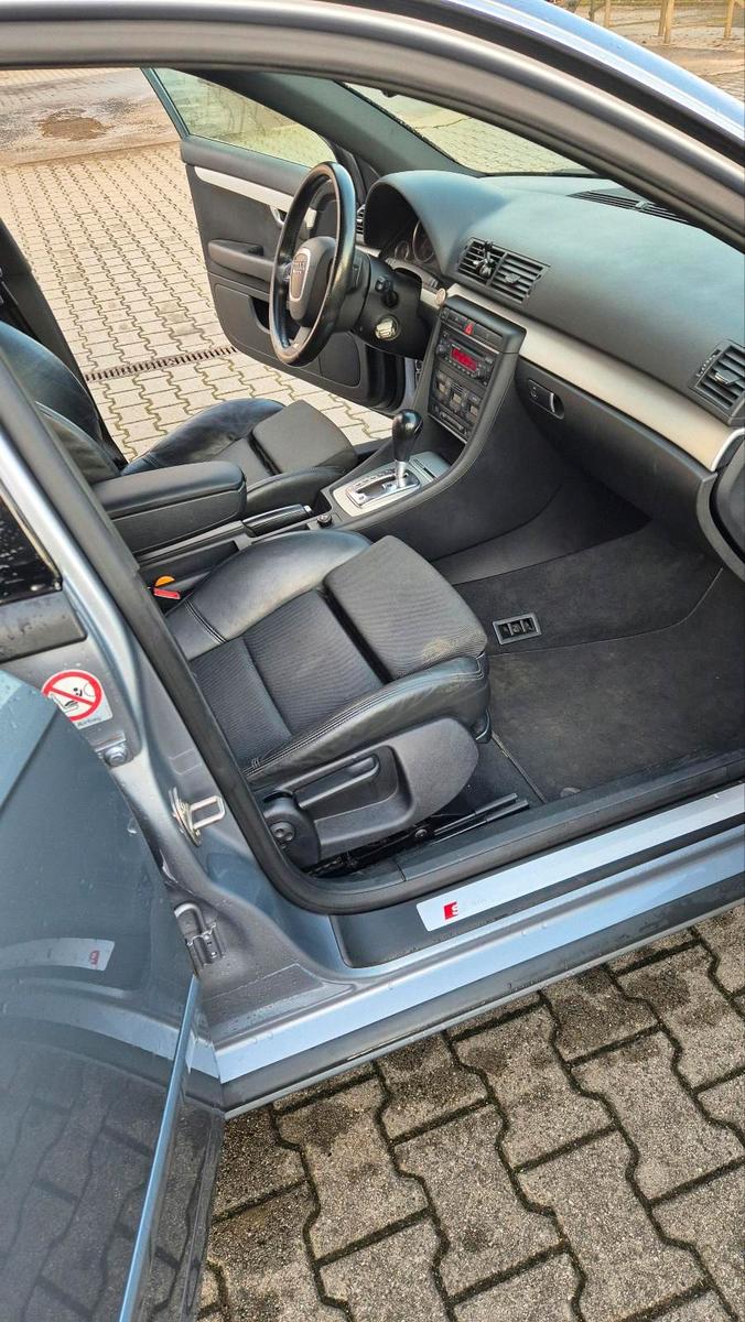 Audi A4 2005 — photo 7