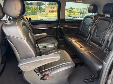 Mercedes V 250 - 10