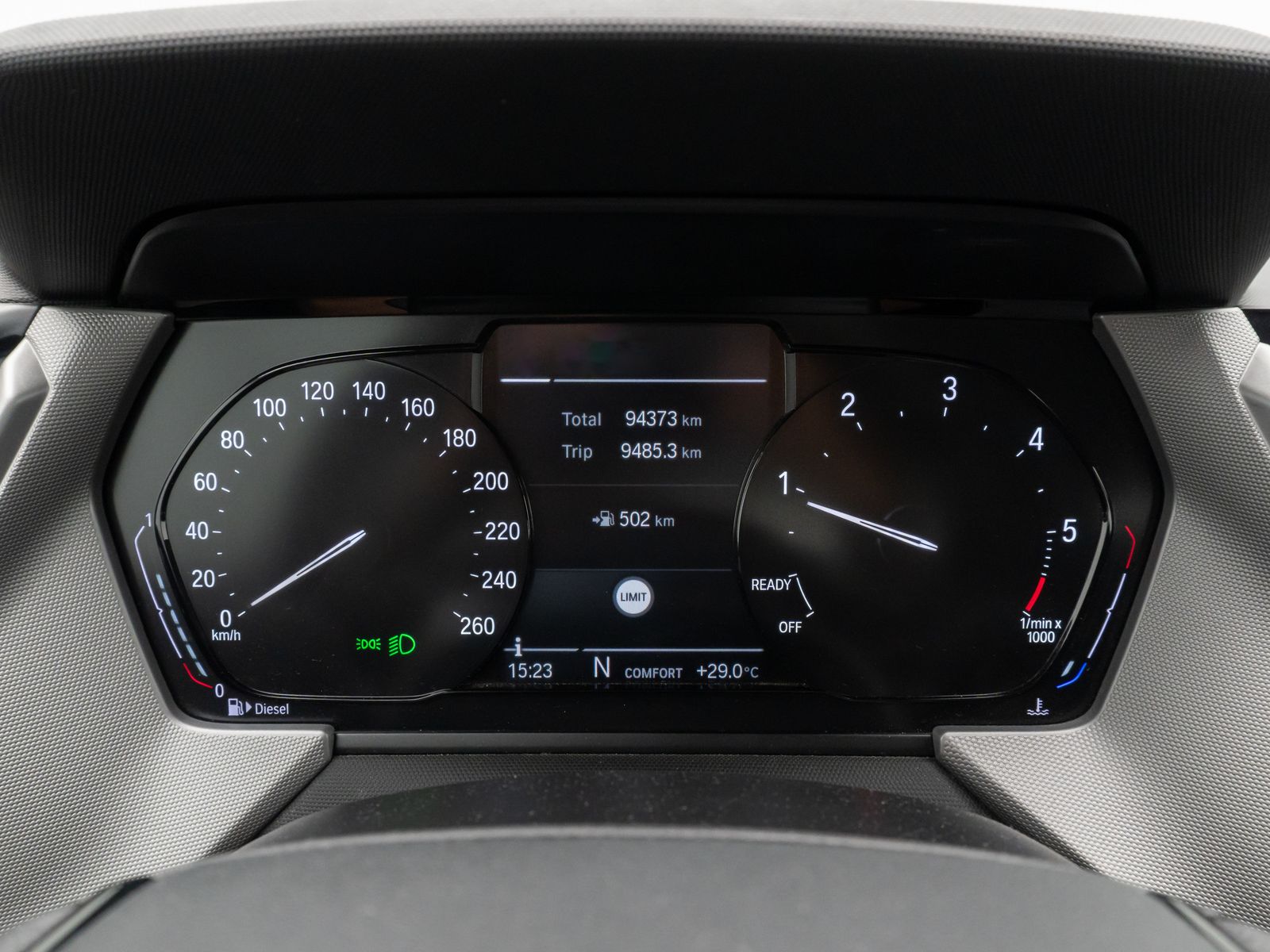 Fahrzeugabbildung BMW 116d Kamera DAB Sitzhzg LED Geschwindigkeitsreg
