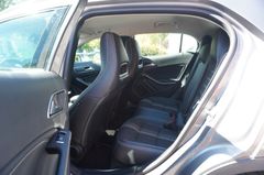 Fahrzeugabbildung Mercedes-Benz GLA 250 Urban-/Progressive-Paket Navi PDC SHZ!