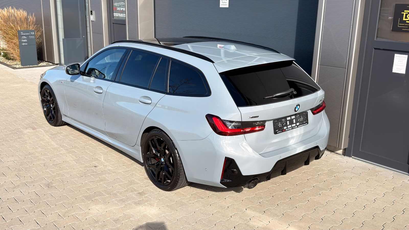 BMW 320 320 d xDrive M Sport PRO|H&amp;K|HuD|AHK|PANO|EL.Sit Vorschau 4