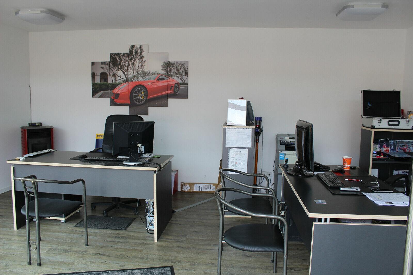 showroom-image-bottom