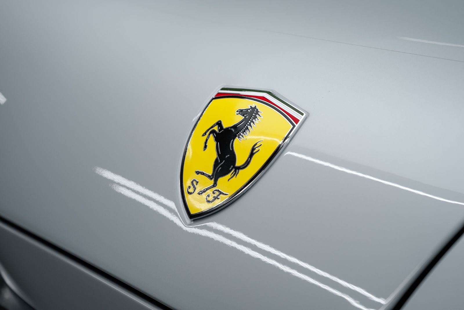Fahrzeugabbildung Ferrari 12Cilindri LIFT/CARBON/RACING SEATS/PASS DISPLAY