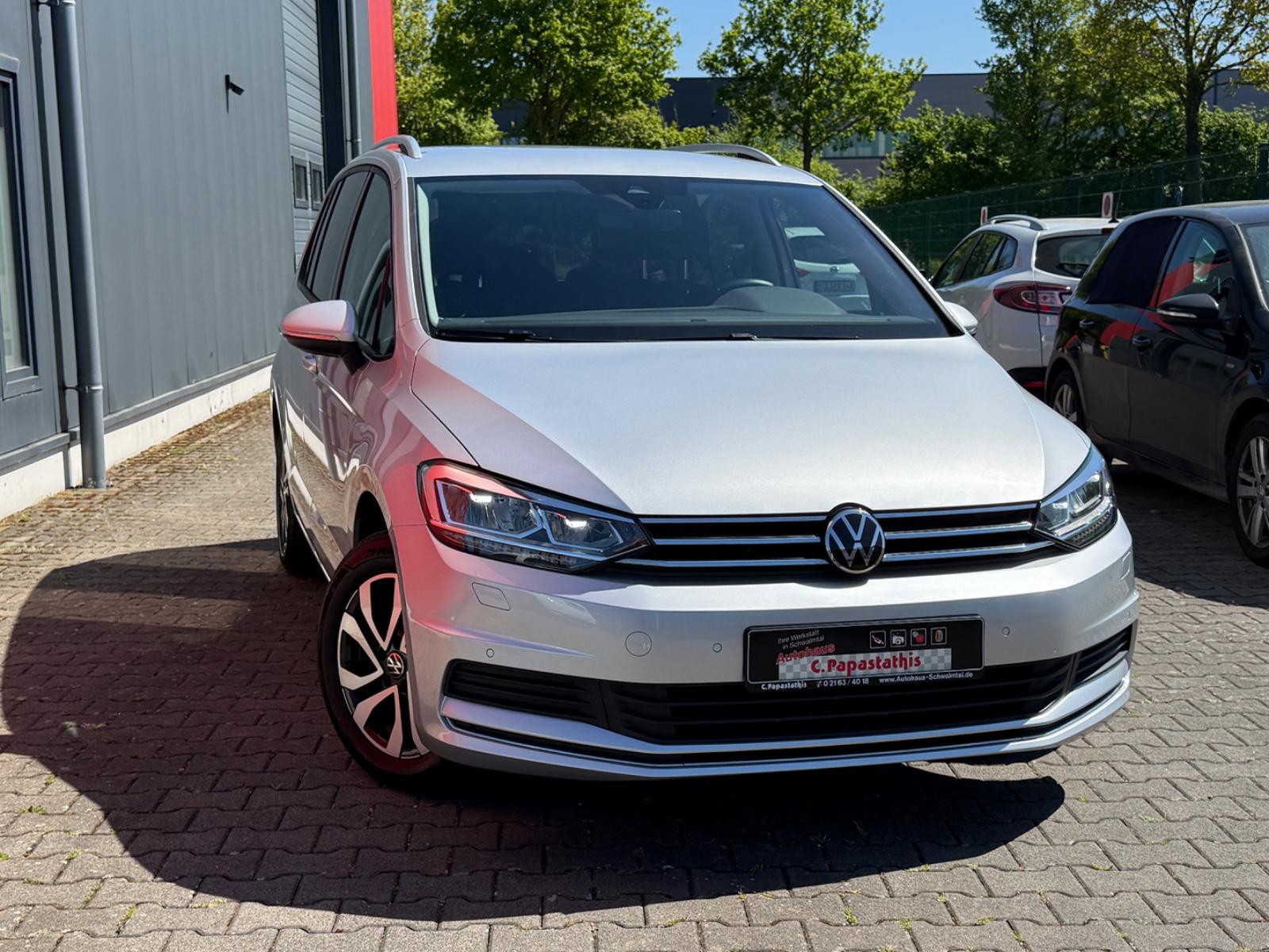Volkswagen Touran*7SITZER*ACTIVE*CARPLAY*DIGITALCOCKPIT*ACC