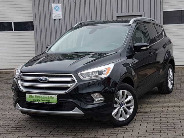 Ford Kuga 2.0 TDCi Titanium / LEDER / NAVI