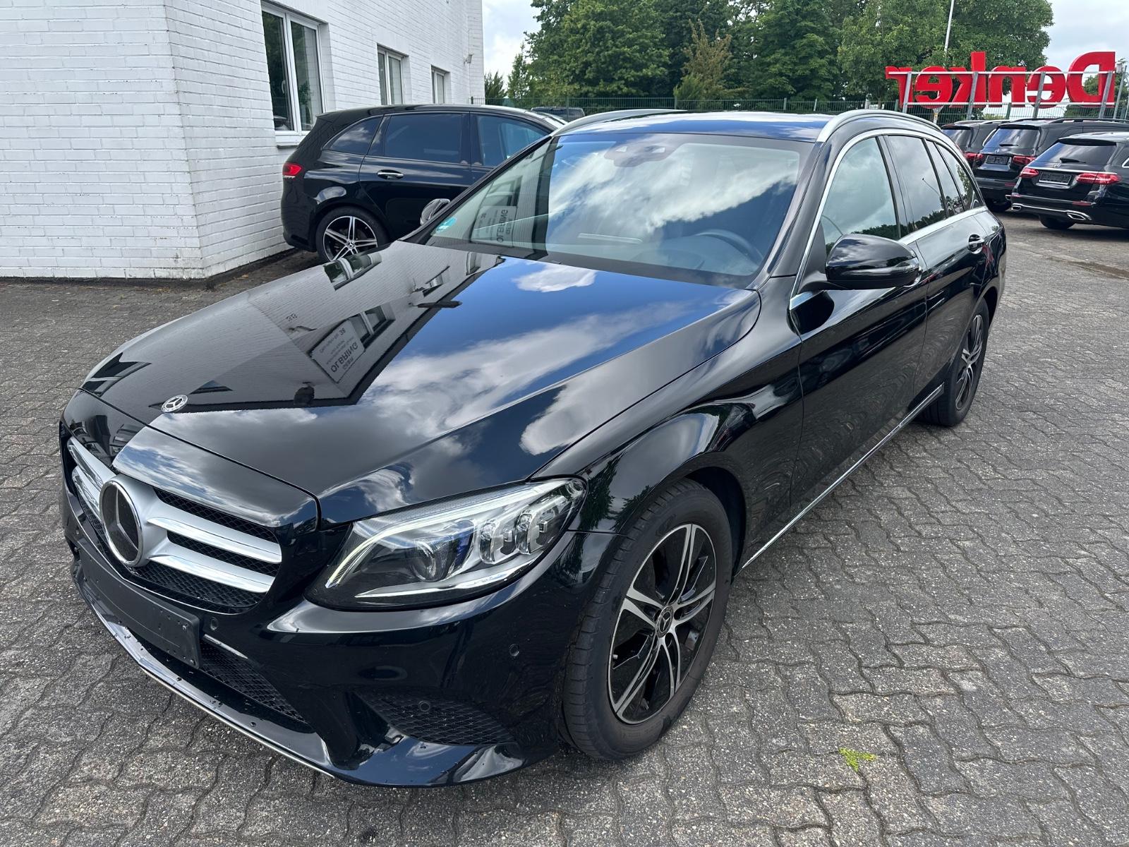 Mercedes-Benz C 200 d T Avantgarde HeadUp Distro+ LED Navi