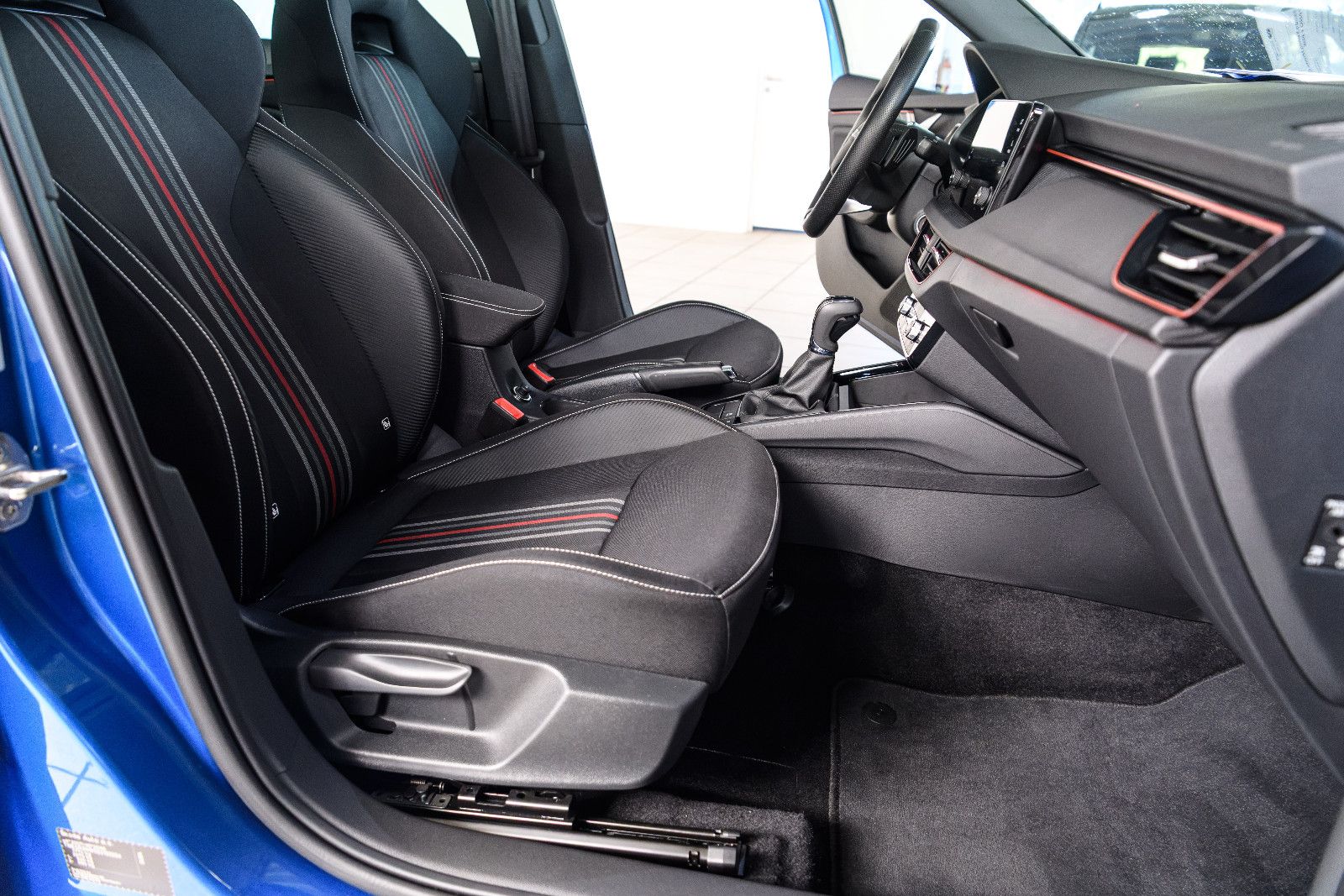 Fahrzeugabbildung SKODA Kamiq Monte Carlo + ACC + KAMERA + PANO + AHK