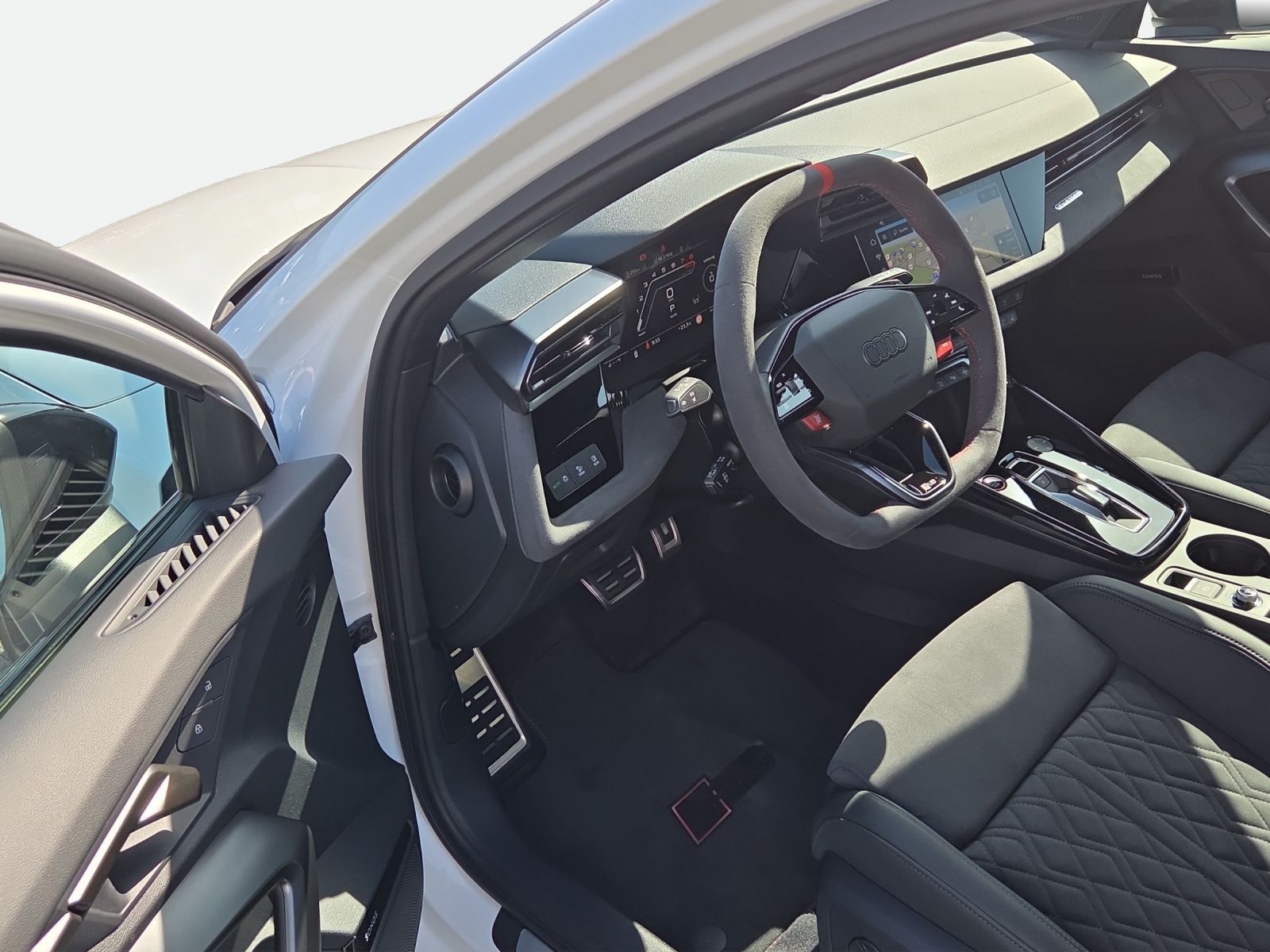 Audi RS3 - Bild 14