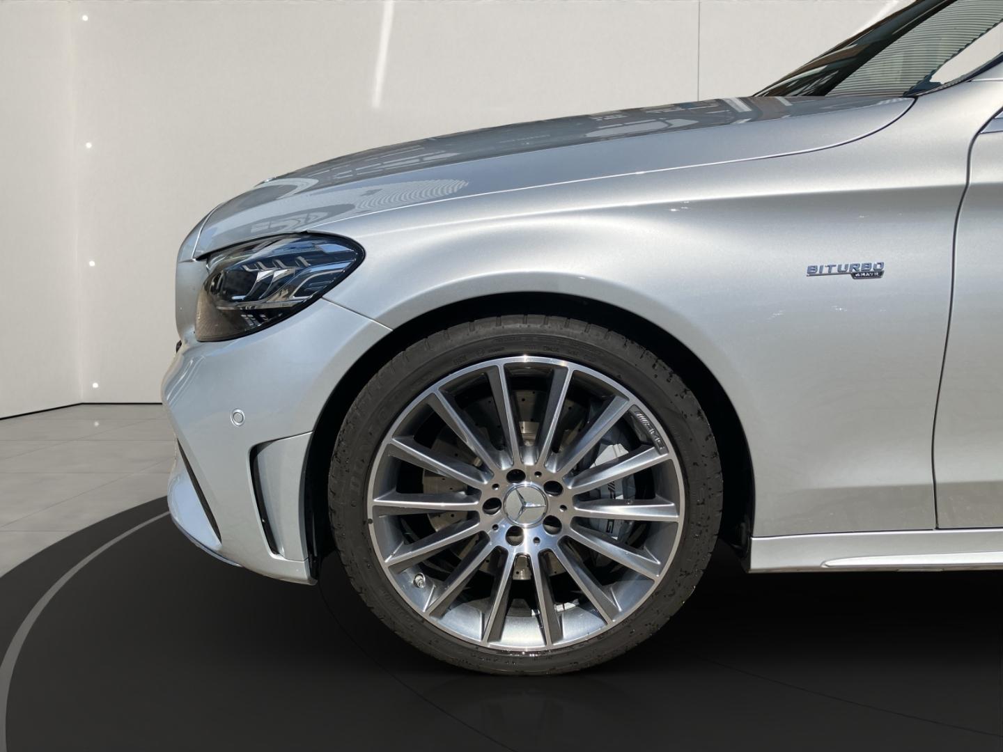Mercedes-Benz C 43 AMG 4Matic+PANO+NAV+BURMESTER !!