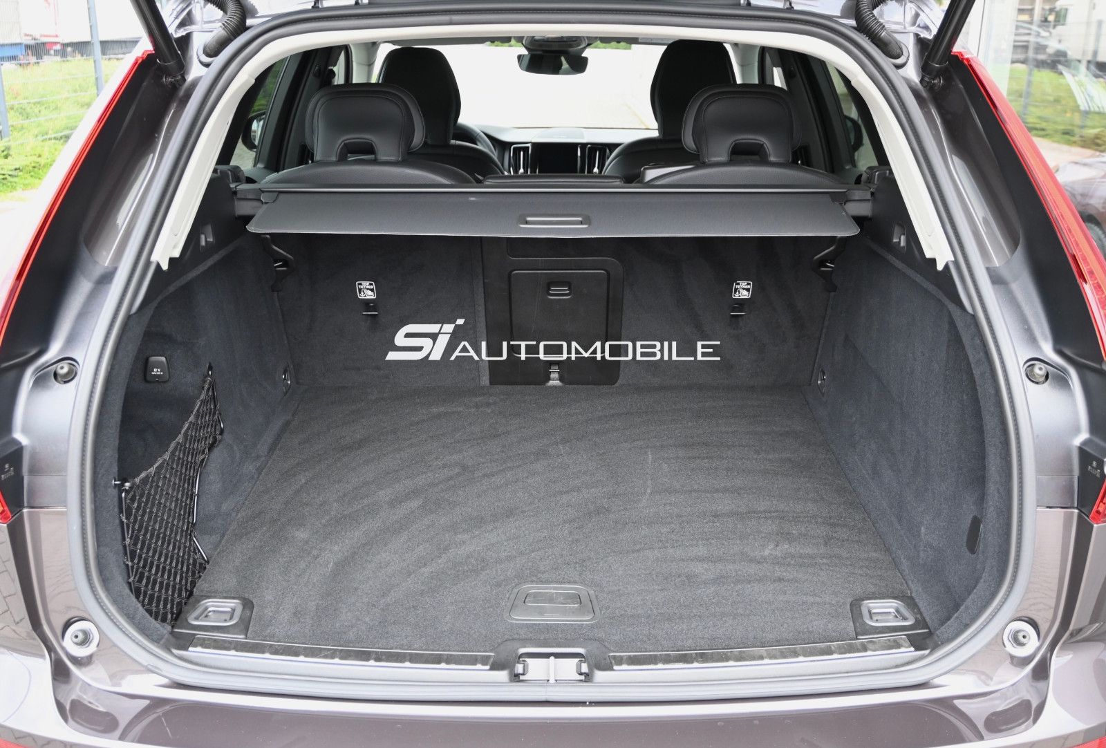 Fahrzeugabbildung Volvo XC60 B4 D Plus Dark °ACC°STANDHEIZ°360°KAM°HARM°