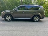 Mitsubishi OUTLANDER|2.2 DI-D|AUTOMATIK |4X4|AHK|SCHECKHEFT - Mitsubishi Outlander aus 2012