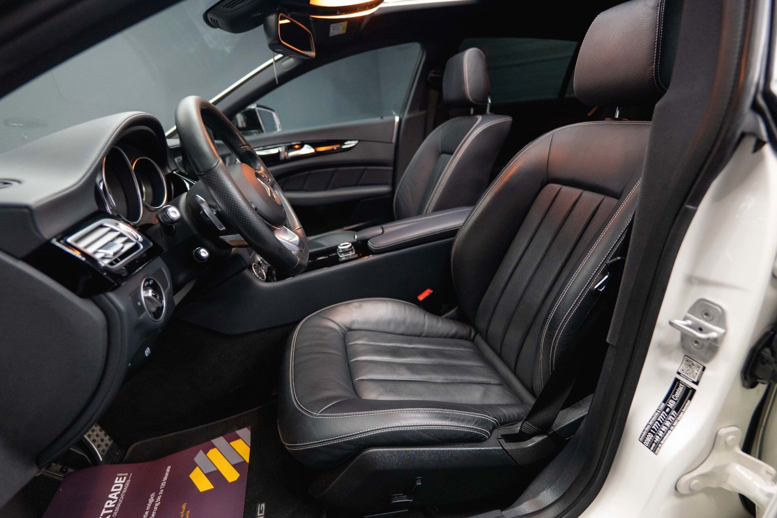 Fahrzeugabbildung Mercedes-Benz CLS 400 Shooting Brake AMG Night-Paket Designo