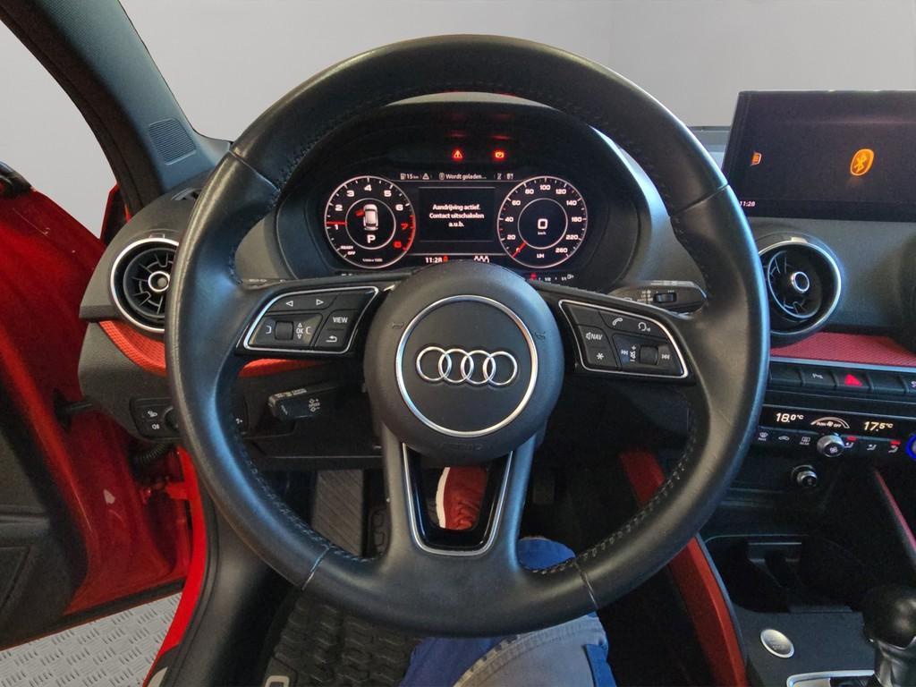 Audi Q2 Sport 35TFSI S-Tr. S-Line Exterieur, миниатюра 12