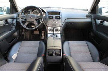 Mercedes C 200 - 3