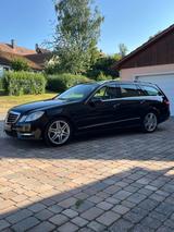 Mercedes-Benz E 350 CDI 4MATIC T AMG 7Sitzer AVANTGARDE  - Mercedes-Benz E-Class: Kombi, 7sitzer