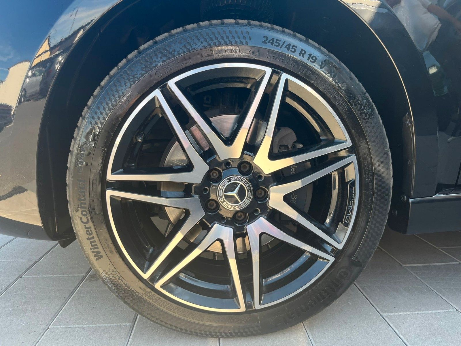 Fahrzeugabbildung Mercedes-Benz V 300d Avantgarde Edition 2020 4Matic Lang
