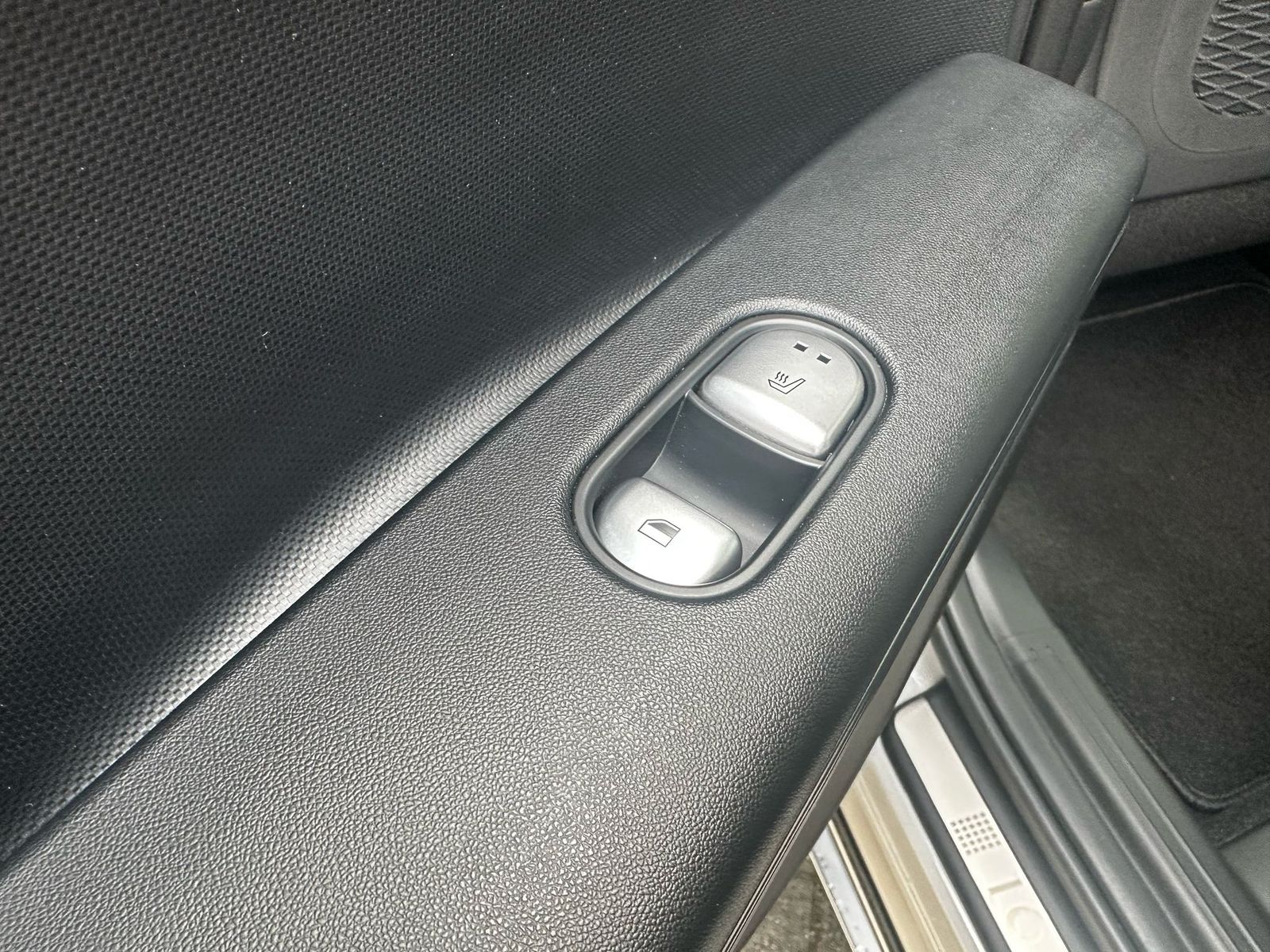 Fahrzeugabbildung Hyundai Ioniq 5 Techniq NAVI+LED+SHZ+KAMER+WP+ACC+AHK+19