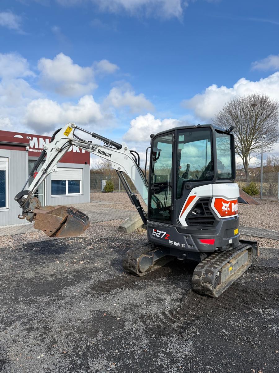 Bobcat E27Z, AUX2, neu UVV, Nullheck, 2xLöffel, GERMAN