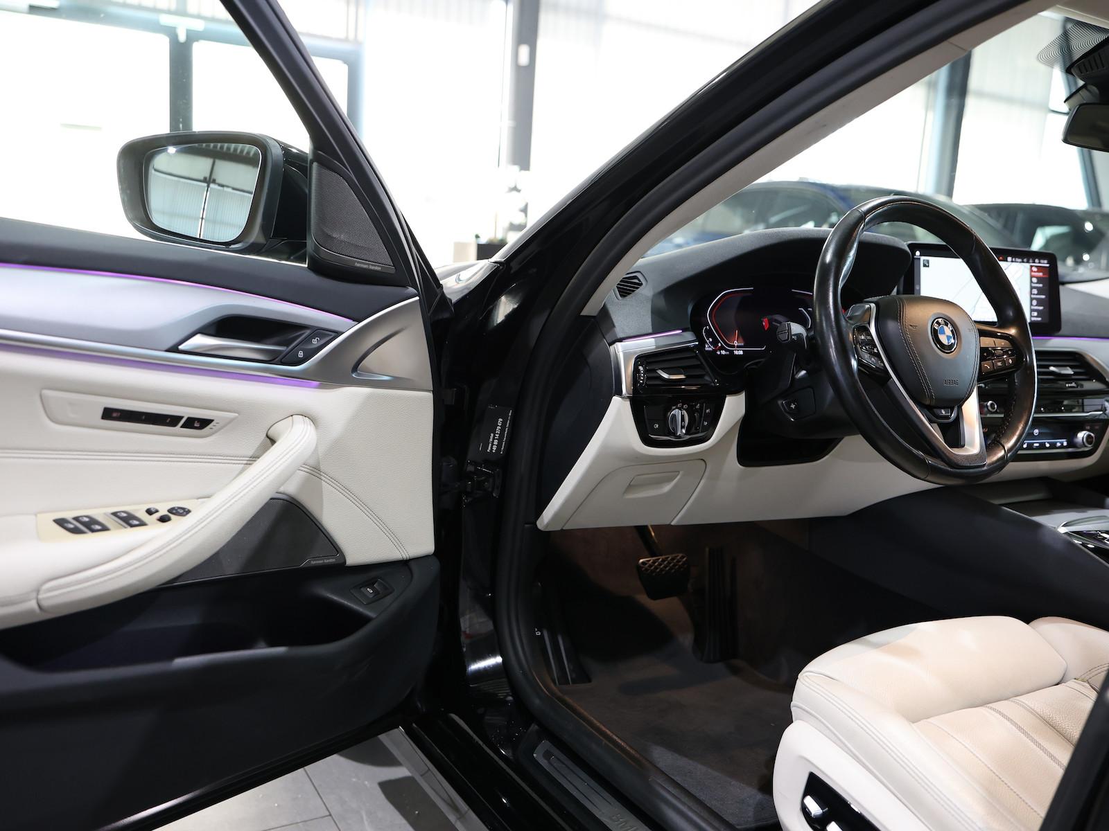BMW 520d Touring BUSINESS / LIVE-COCKPIT+NAVI+360°