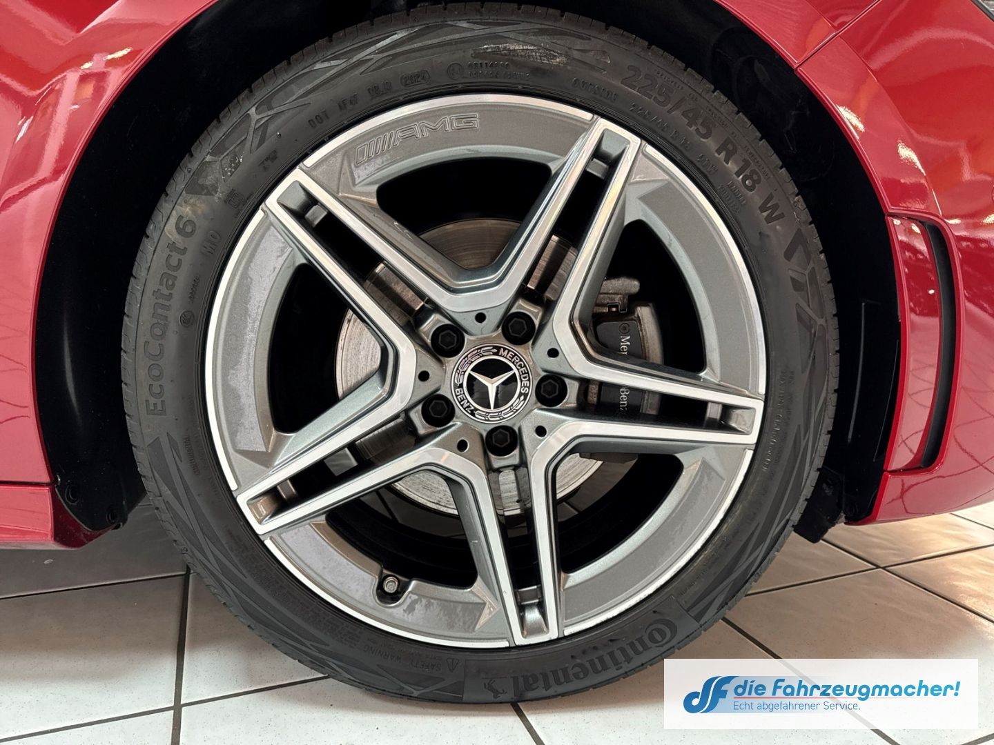 Fahrzeugabbildung Mercedes-Benz B 200 Sportpaket AHK-klappbar El. Panodach Navi