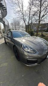 Porsche PORSCHE PANAMERA GTS Facelift Modell APPROVED - Porsche Panamera Gebrauchtwagen in Hamburg