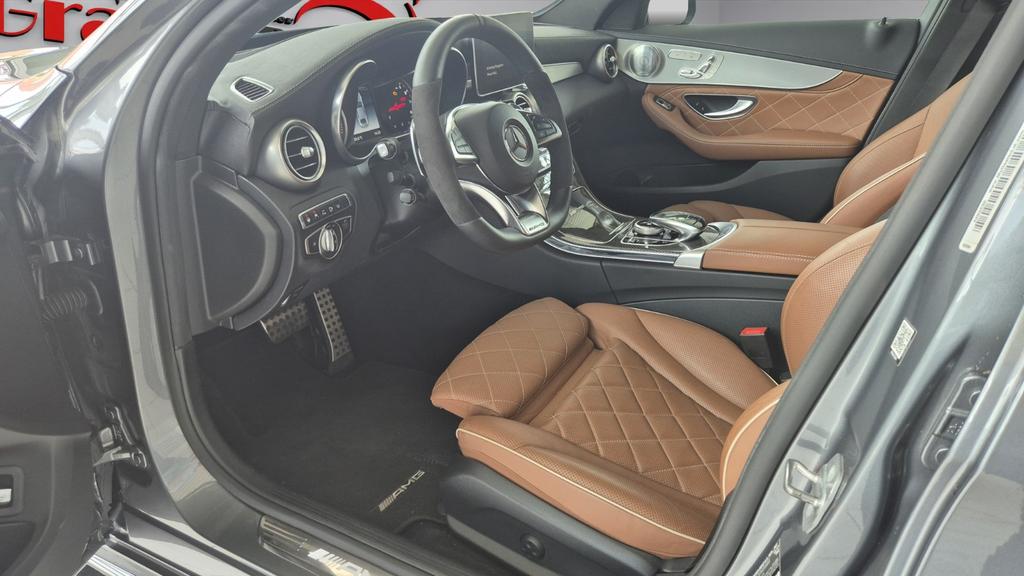 Mercedes-Benz C 63 AMG