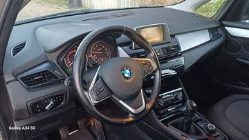BMW 218 Active Tourer - 9