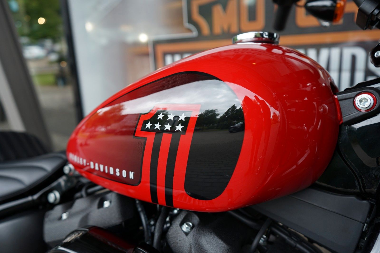 Fahrzeugabbildung Harley-Davidson Street Bob 114 - Kesstech - Neuwertig - Garantie