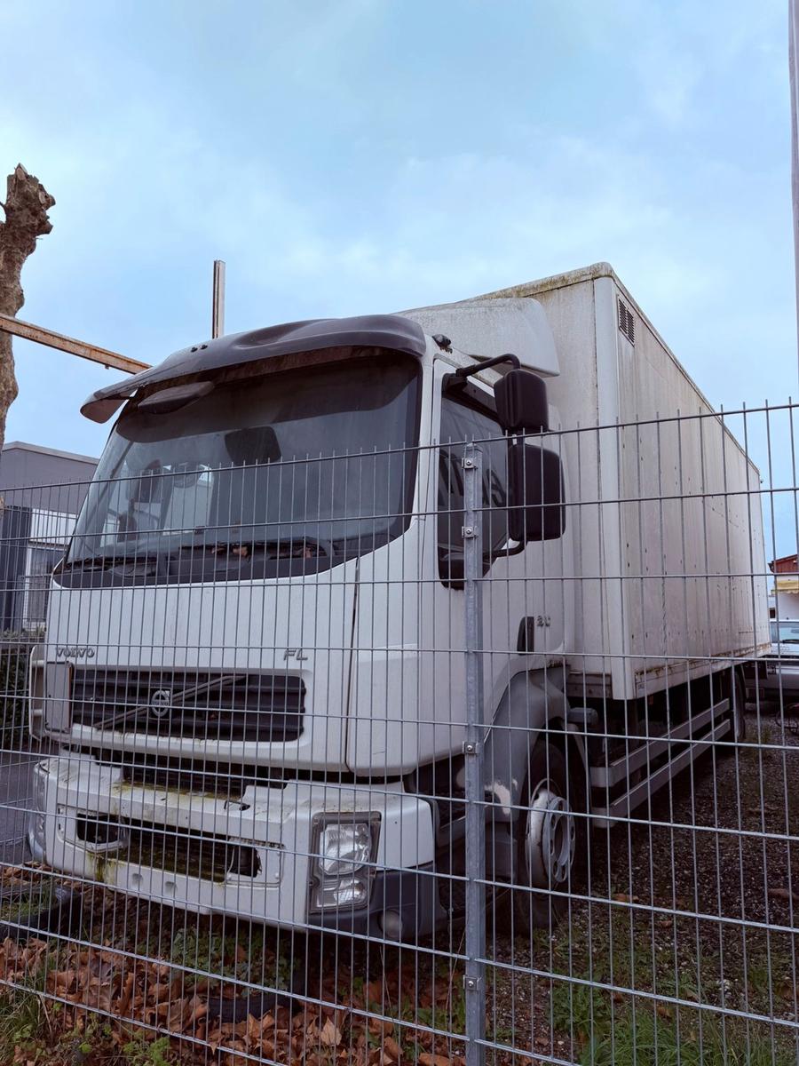 Volvo FL 240