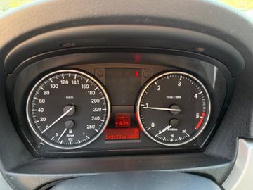BMW 320 - 11